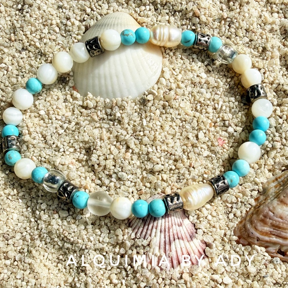 FRESHWATER PEARL Turquoise Agate and quartz + dainty 6mm Bracelet